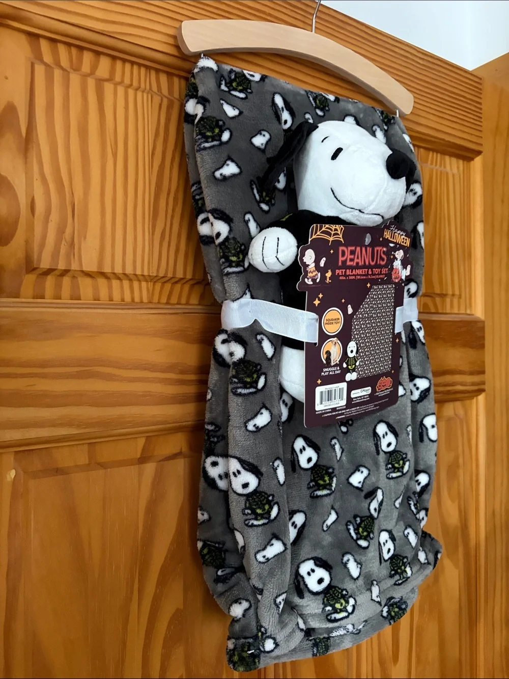 Reserved! Peanuts Halloween Pet Blanket & Plush Toy Set